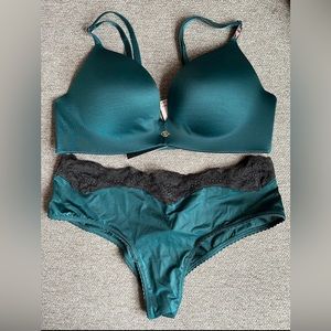 Victoria’s Secret So Obsessed Bra & Matching Panty